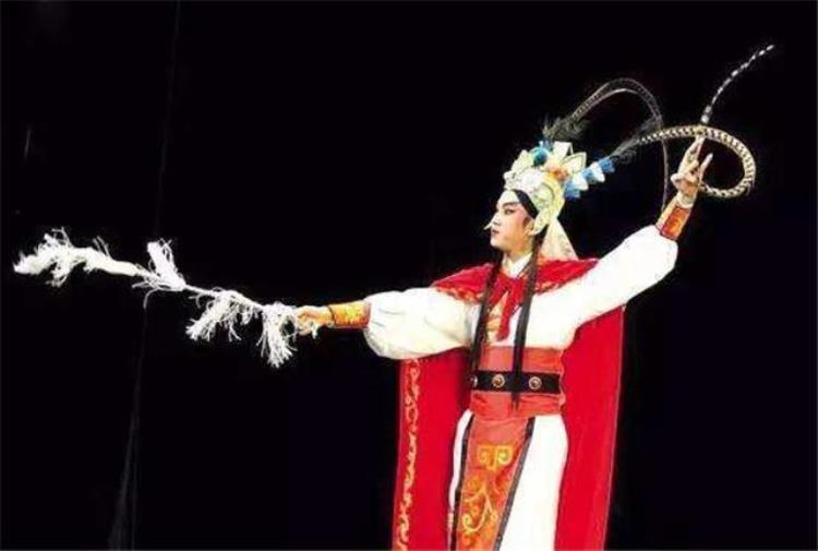 中国戏曲文化的发展历程「台上十分钟台下十年功探寻我国戏曲文化的历史发展脉络」
